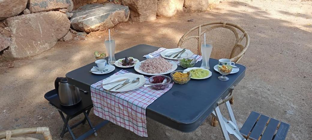 Jungle Beach Inn Унаватуна Экстерьер фото